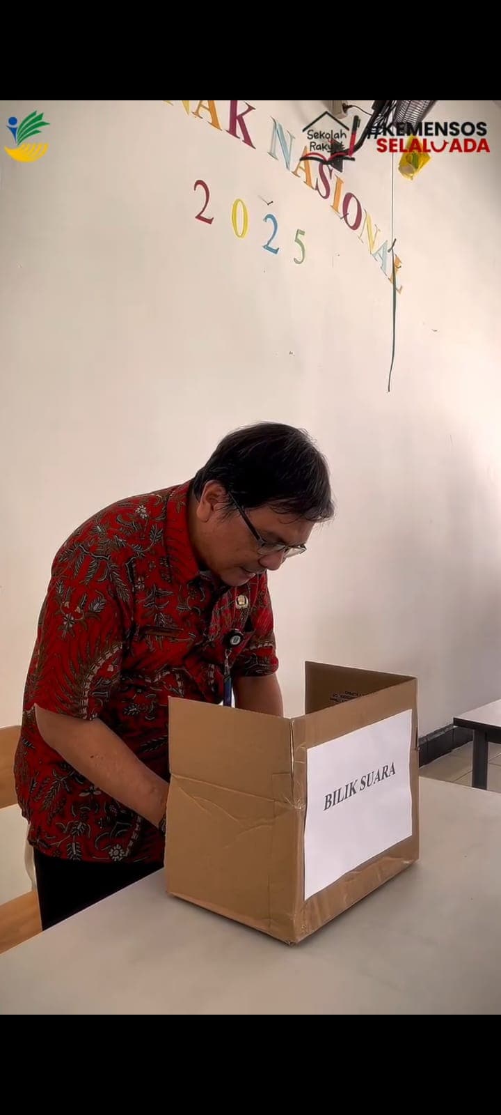 Dokumentasi kegiatan PEMILIHAN KETUA OSIS SRMP 15 Mojokerto.