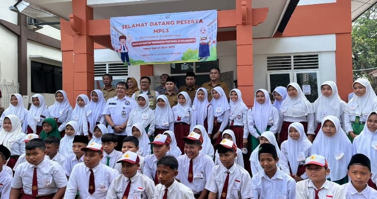 Dokumentasi kegiatan MPLS (MASA PENGENALAN LINGKUNGAN SEKOLAH) SRMP 15 Mojokerto.